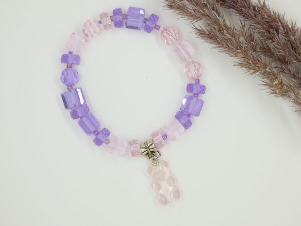 Paars gekleurde armband met kristal facetten