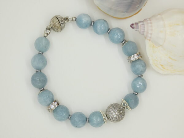 Dames armband met aquamarijn natuurstenen